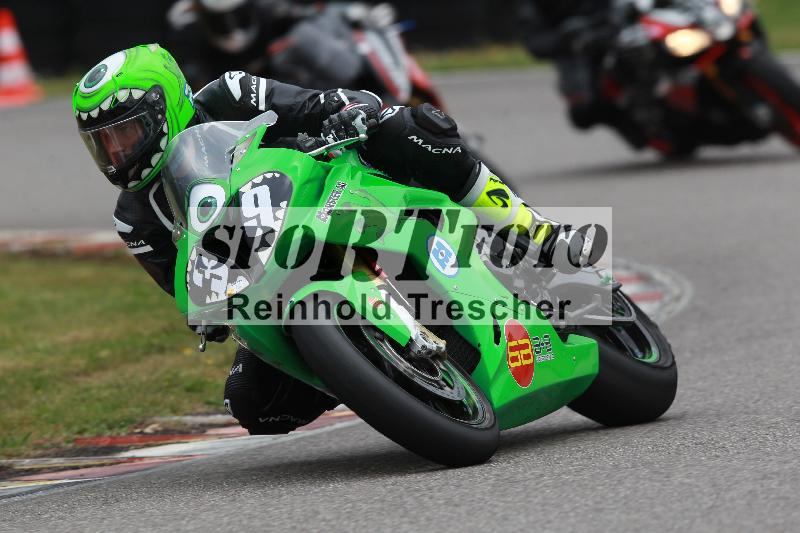 Archiv-2022/13 25.04.2022 Plüss Moto Sport ADR/Freies Fahren/39